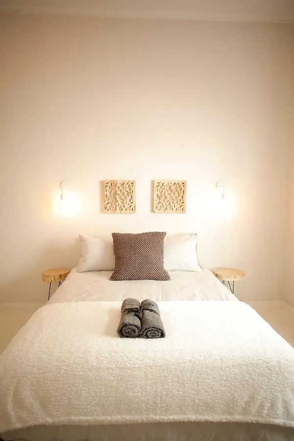 MOY Guesthouse Le Cap 2*,
